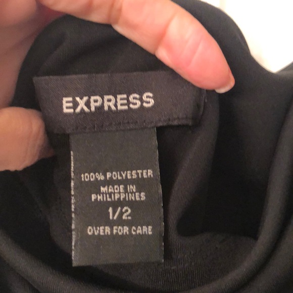 Black dress drape front - Picture 3 of 3